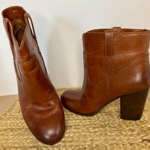 Frye Myra Redwood Leather Ankle Booties
